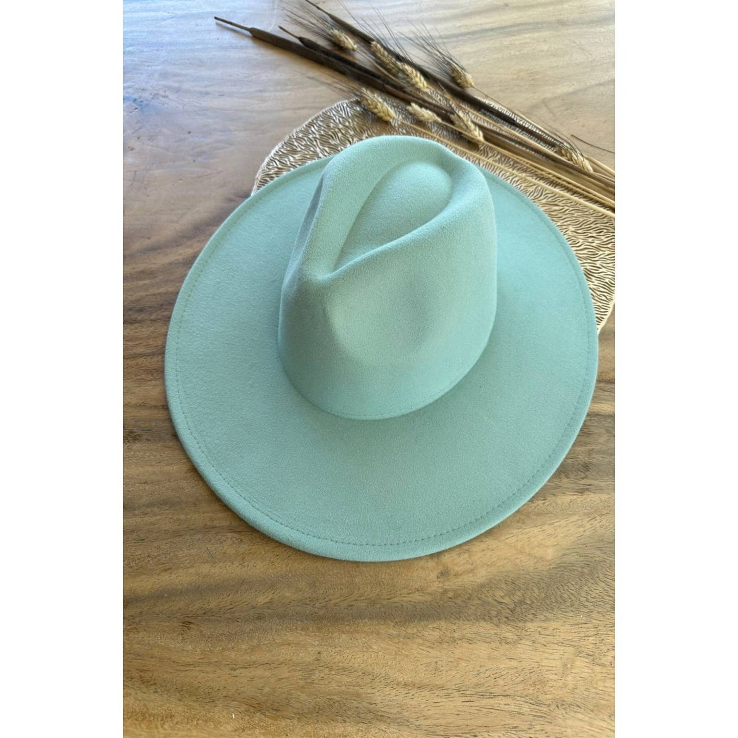 Classic Wide Brim Felt Primium Hat : White