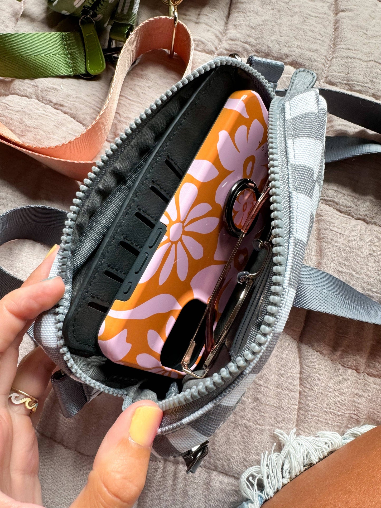 MINI Sling in Grey Check