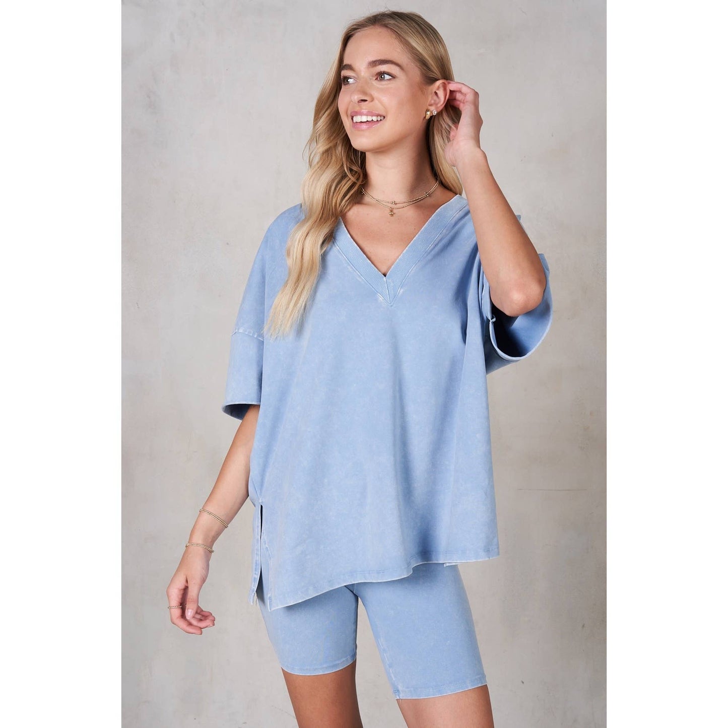 Mineral Washed V-Neck Drop Shoulder Boxy T-Shirt