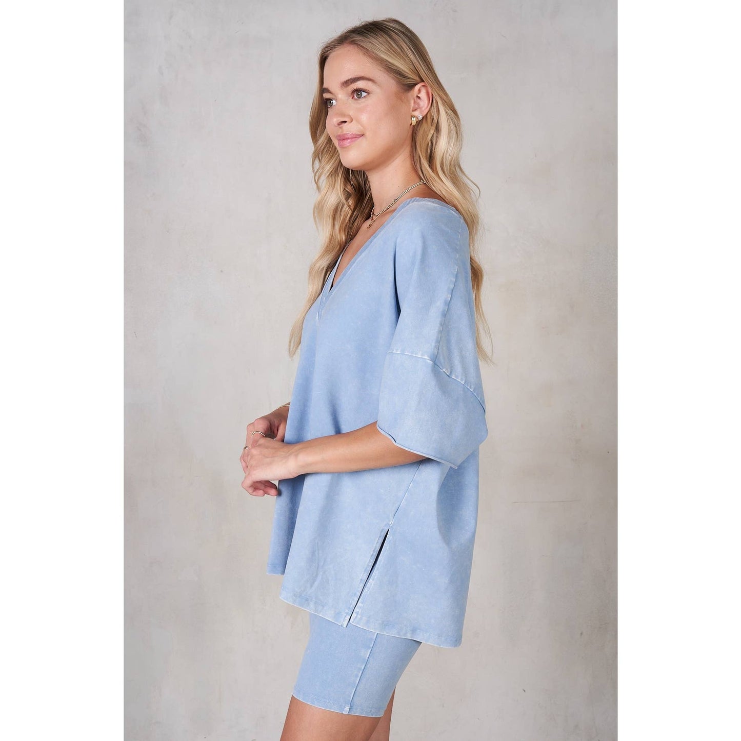 Mineral Washed V-Neck Drop Shoulder Boxy T-Shirt