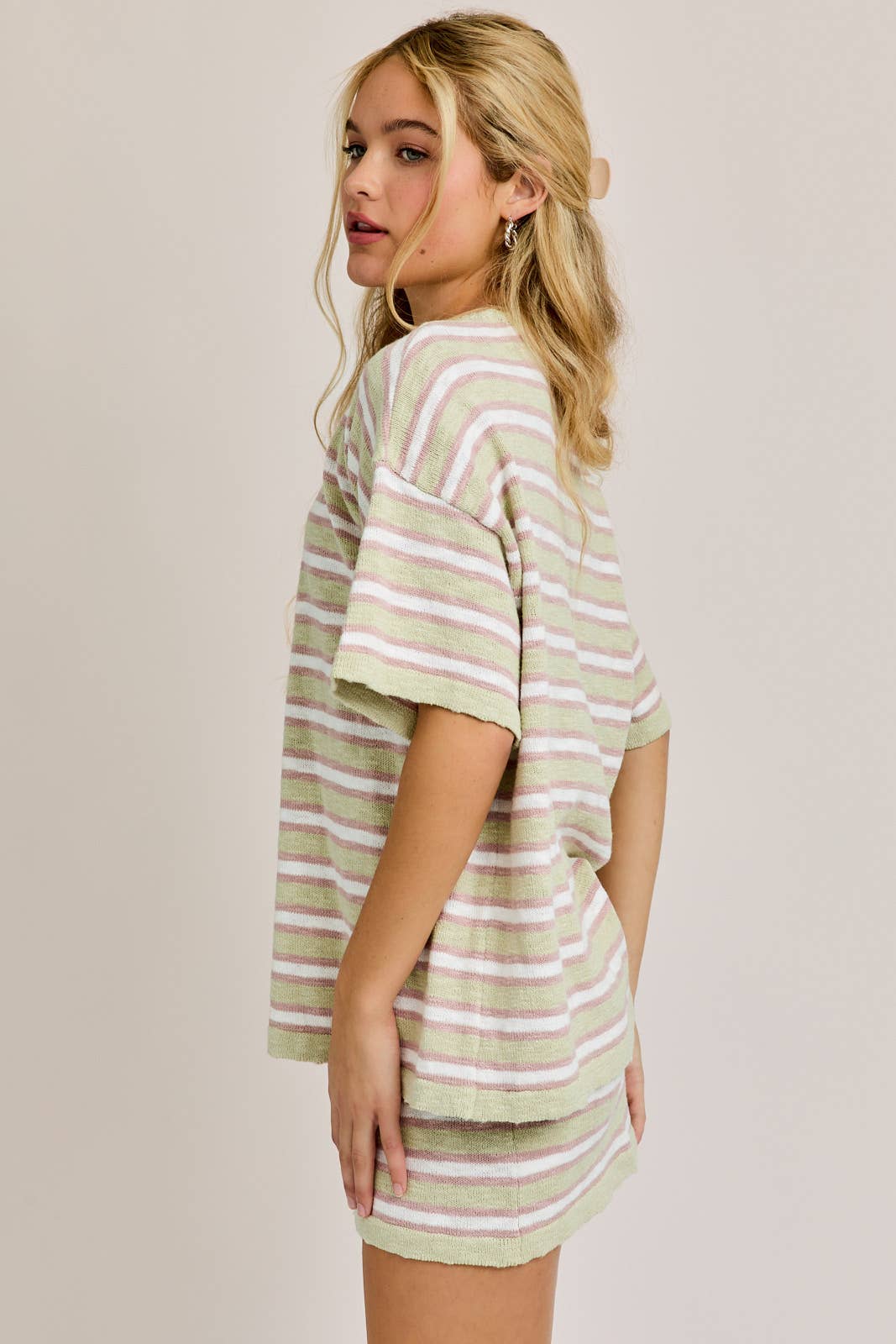 CREW NECK STRIPED OVERSIZED SWEATER TOP WITH MINI SKIRT
