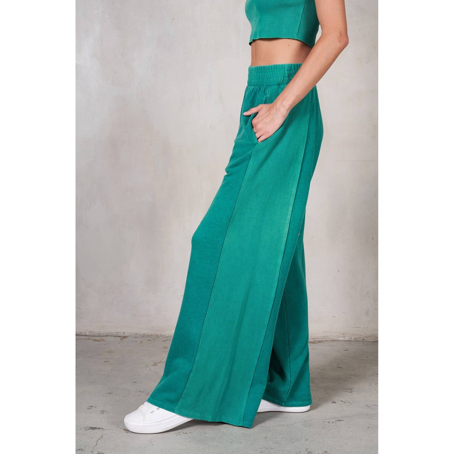 Halter Neck Crop Top and Pants Set