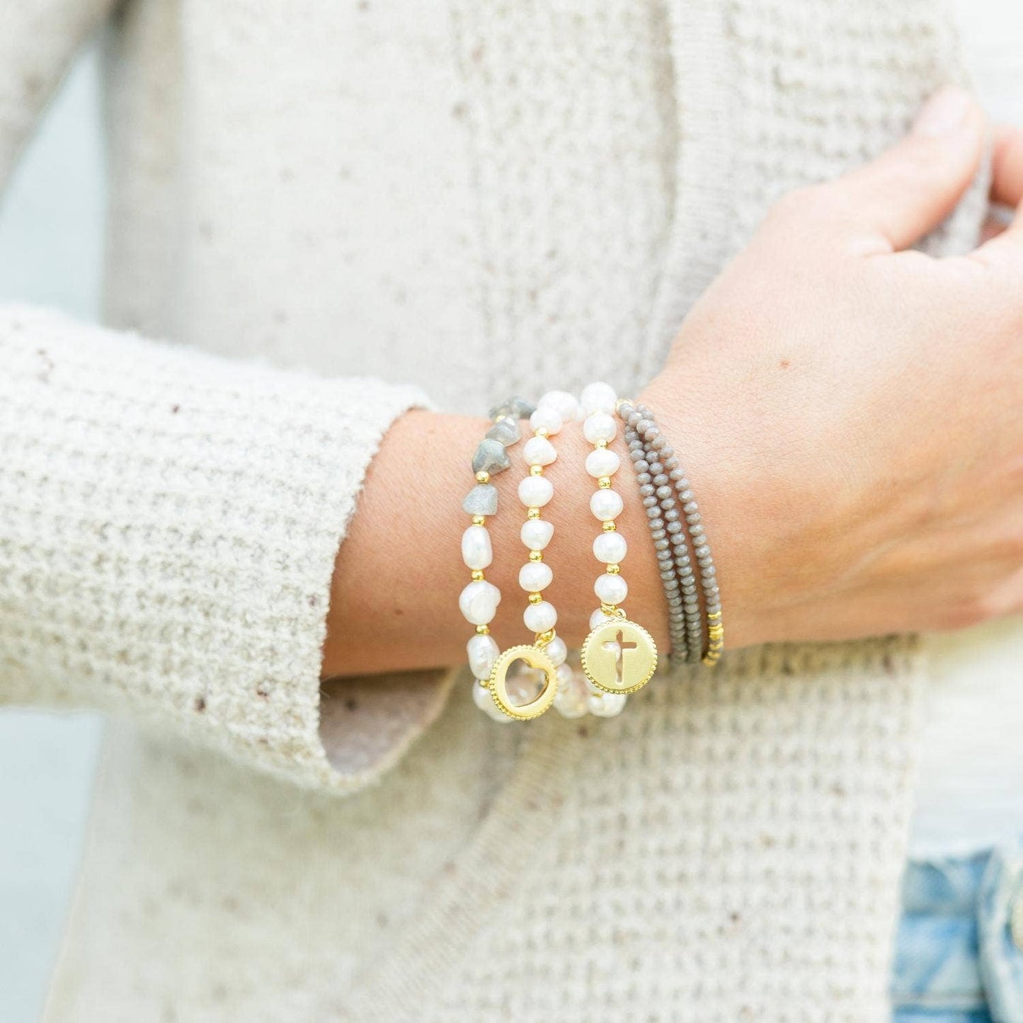 Pearl with Heart Bracelet