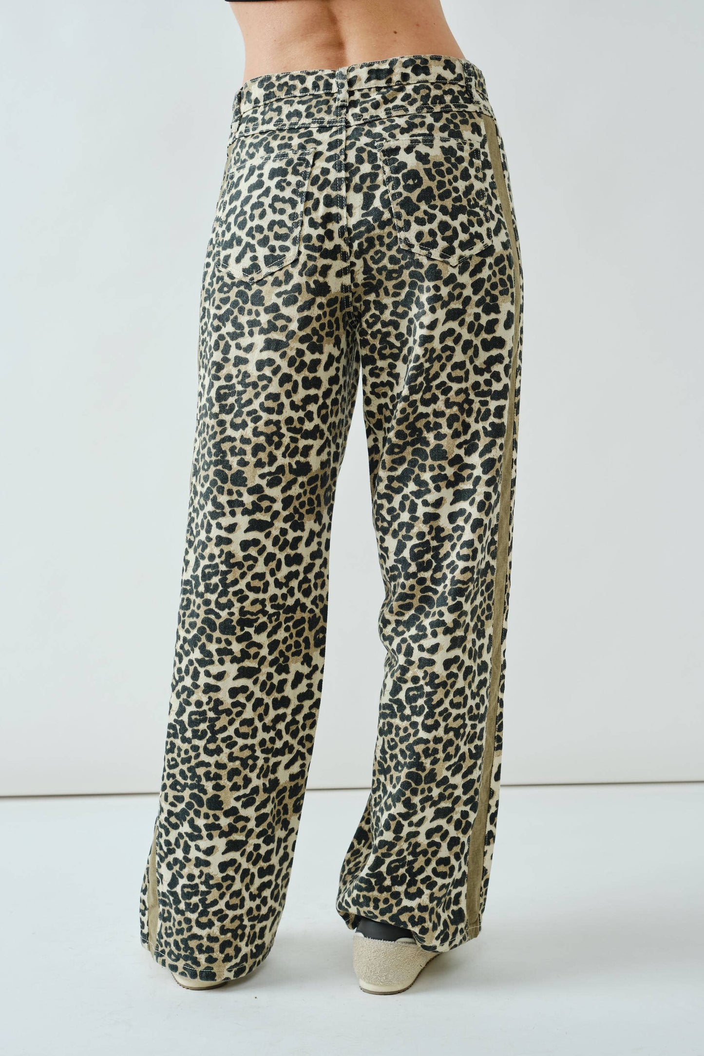 Leopard Slouchy Straight Jeans