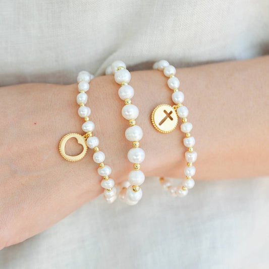 Pearl with Heart Bracelet