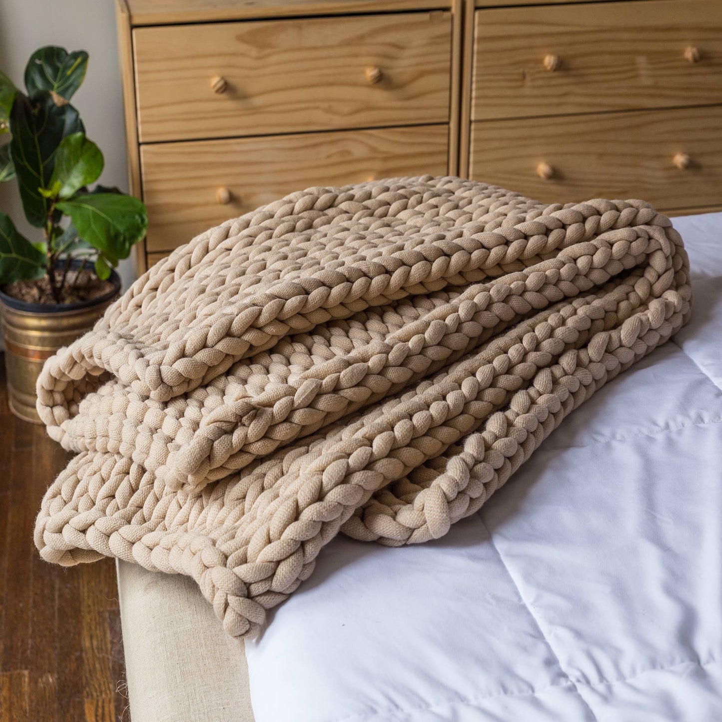 Chunky Knit Throw: Cream