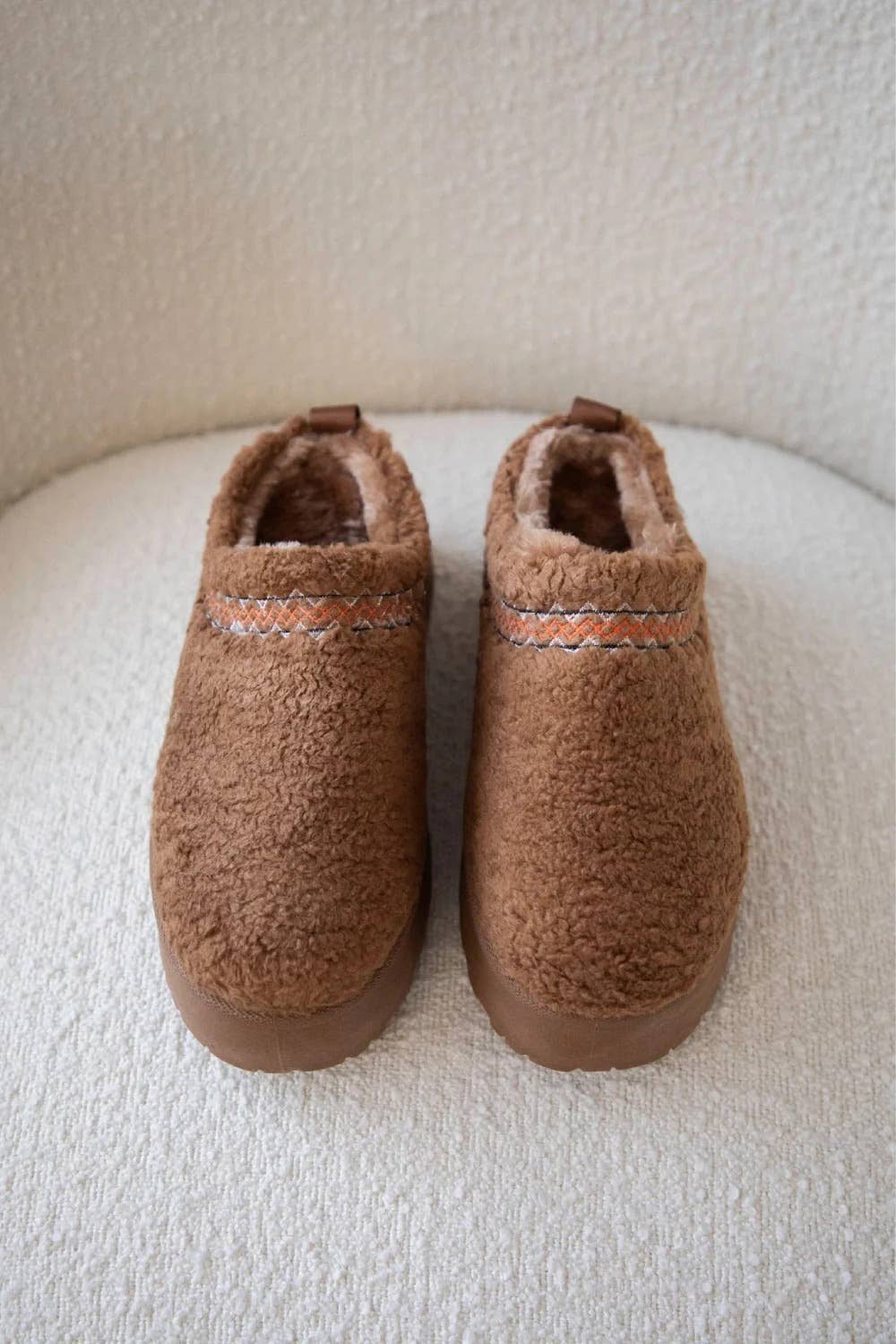 CHESTNUT TEDDY FAUX FUR FLATFORM SLIPPERS