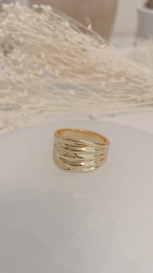 Lennox Hammered Ring