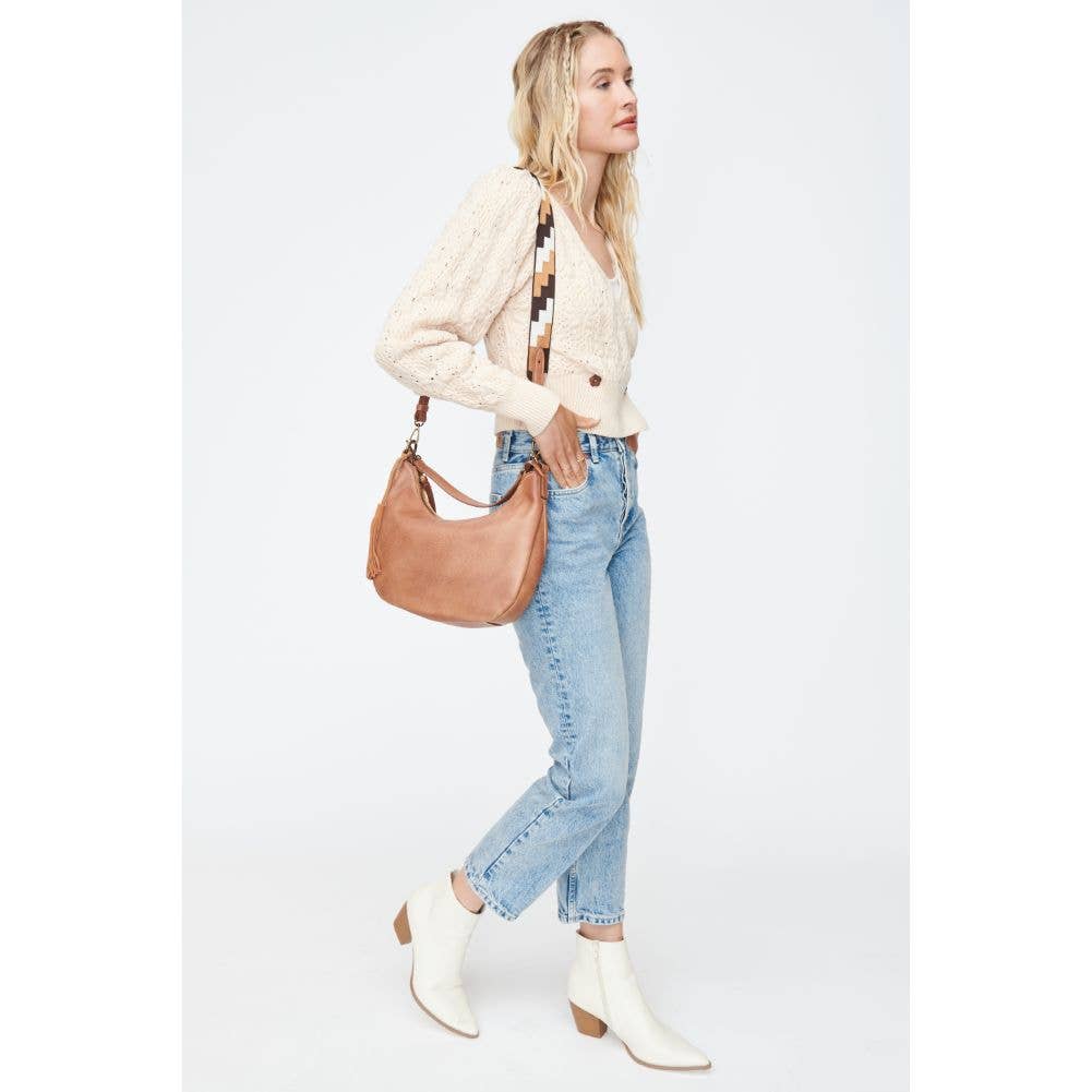 Ella Hobo: Tan