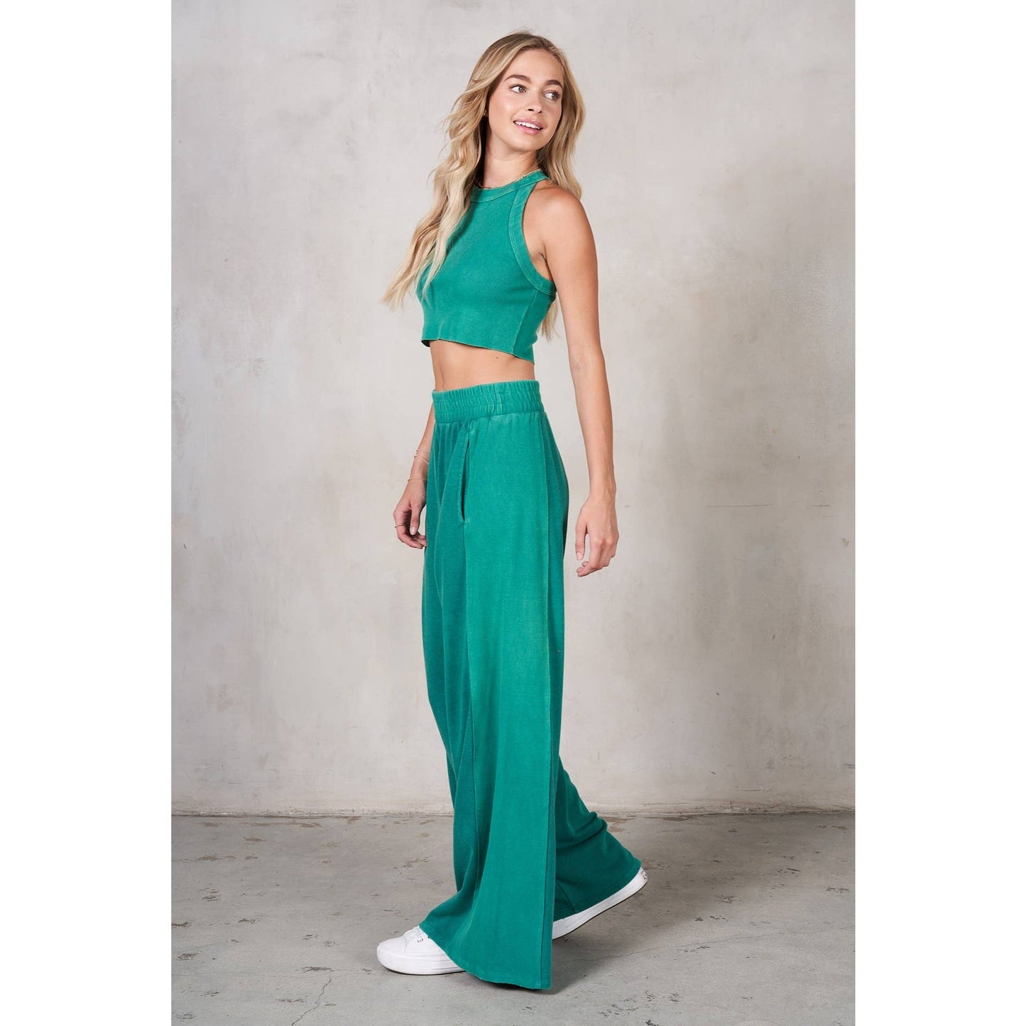 Halter Neck Crop Top and Pants Set