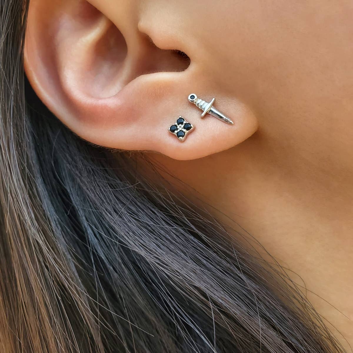 BLACK CZ SQUARE STUD EARRINGS