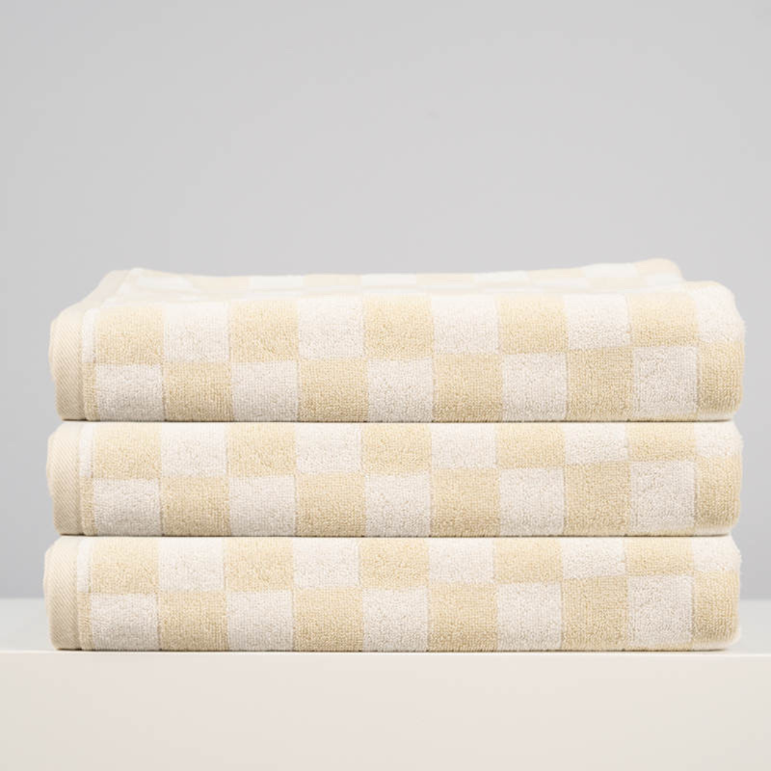 Checker Beach & Bath Towel: Cream/White