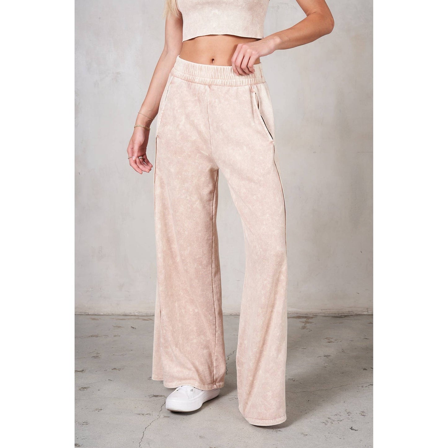 Halter Neck Crop Top and Pants Set