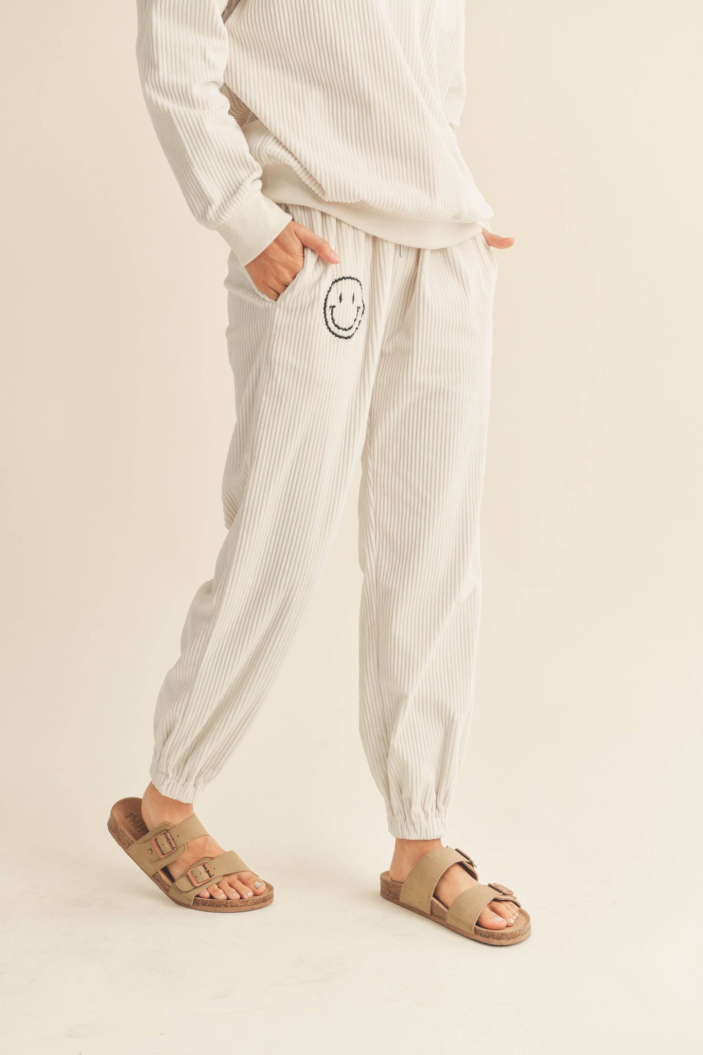 CORDUROY JOGGER PANTS: CREAM