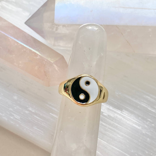 Yin Yang enamel signet 18k plated ring